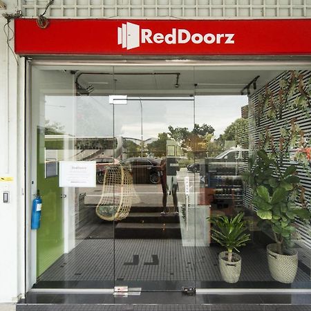Reddoorz Hostel @ Kallang Mrt Singapur Dış mekan fotoğraf