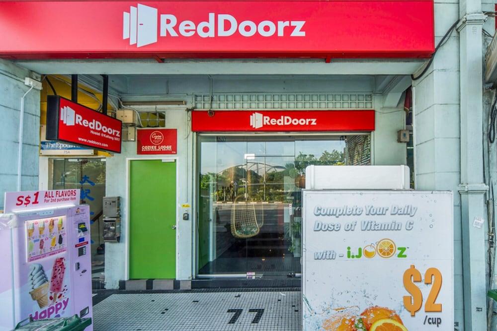 Reddoorz Hostel @ Kallang Mrt Singapur Dış mekan fotoğraf