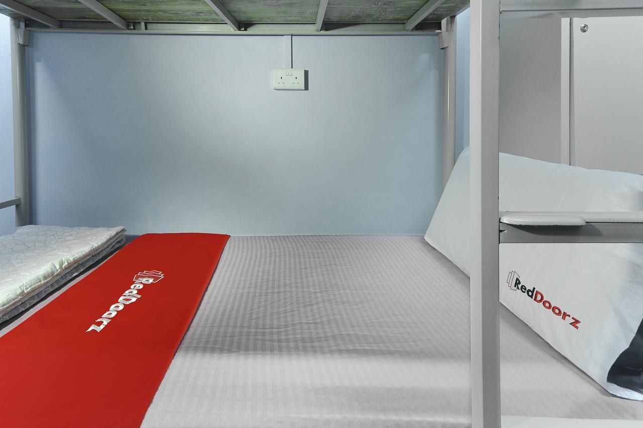 Reddoorz Hostel @ Kallang Mrt Singapur Dış mekan fotoğraf