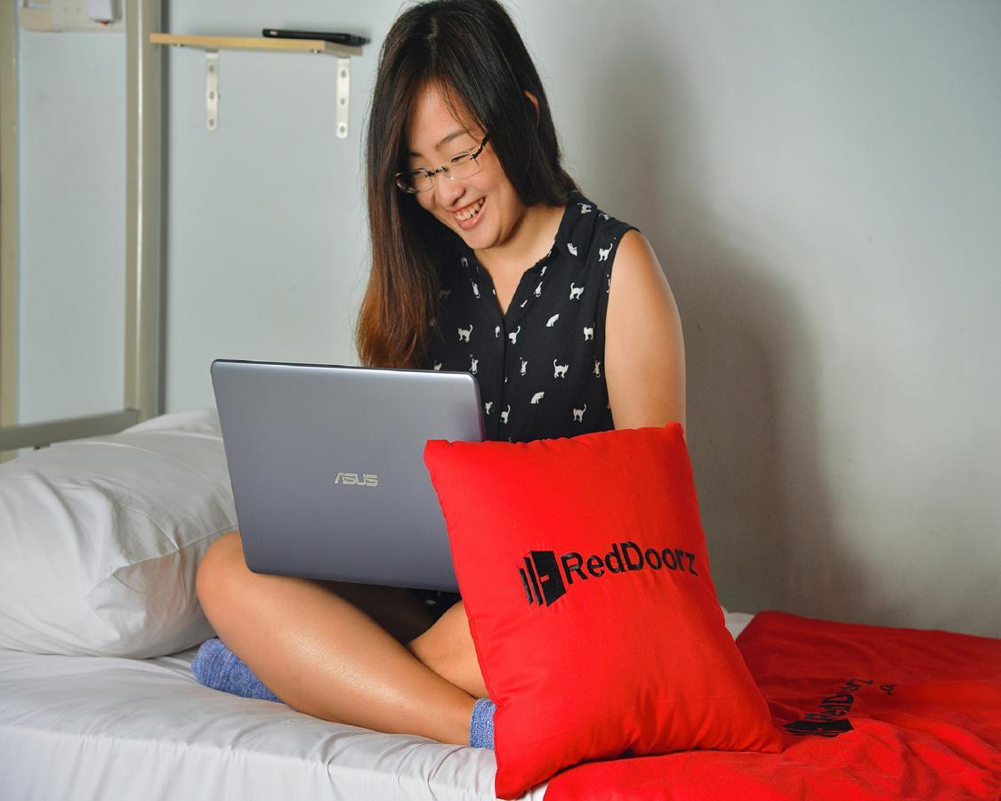 Reddoorz Hostel @ Kallang Mrt Singapur Dış mekan fotoğraf