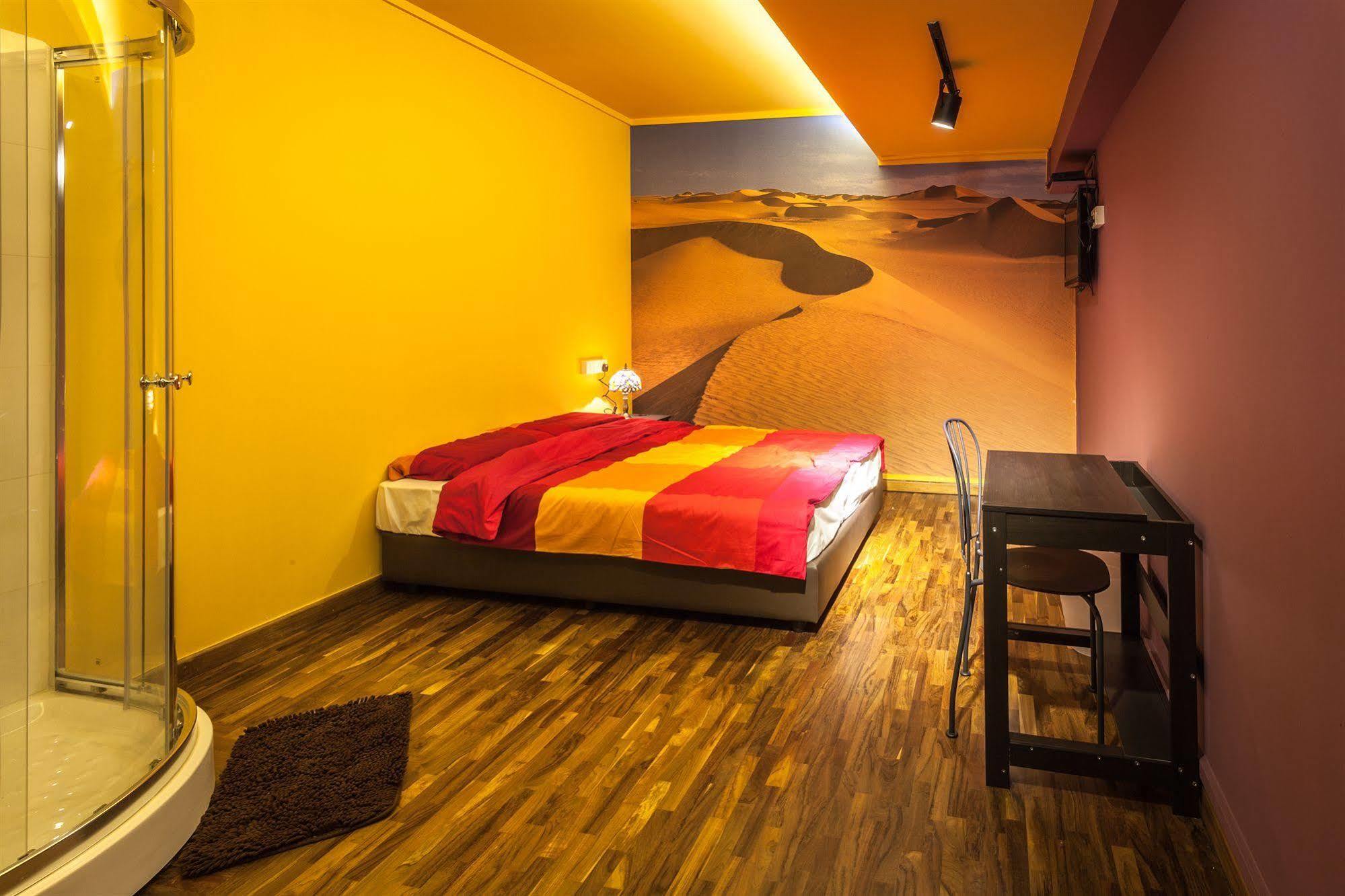 Reddoorz Hostel @ Kallang Mrt Singapur Dış mekan fotoğraf
