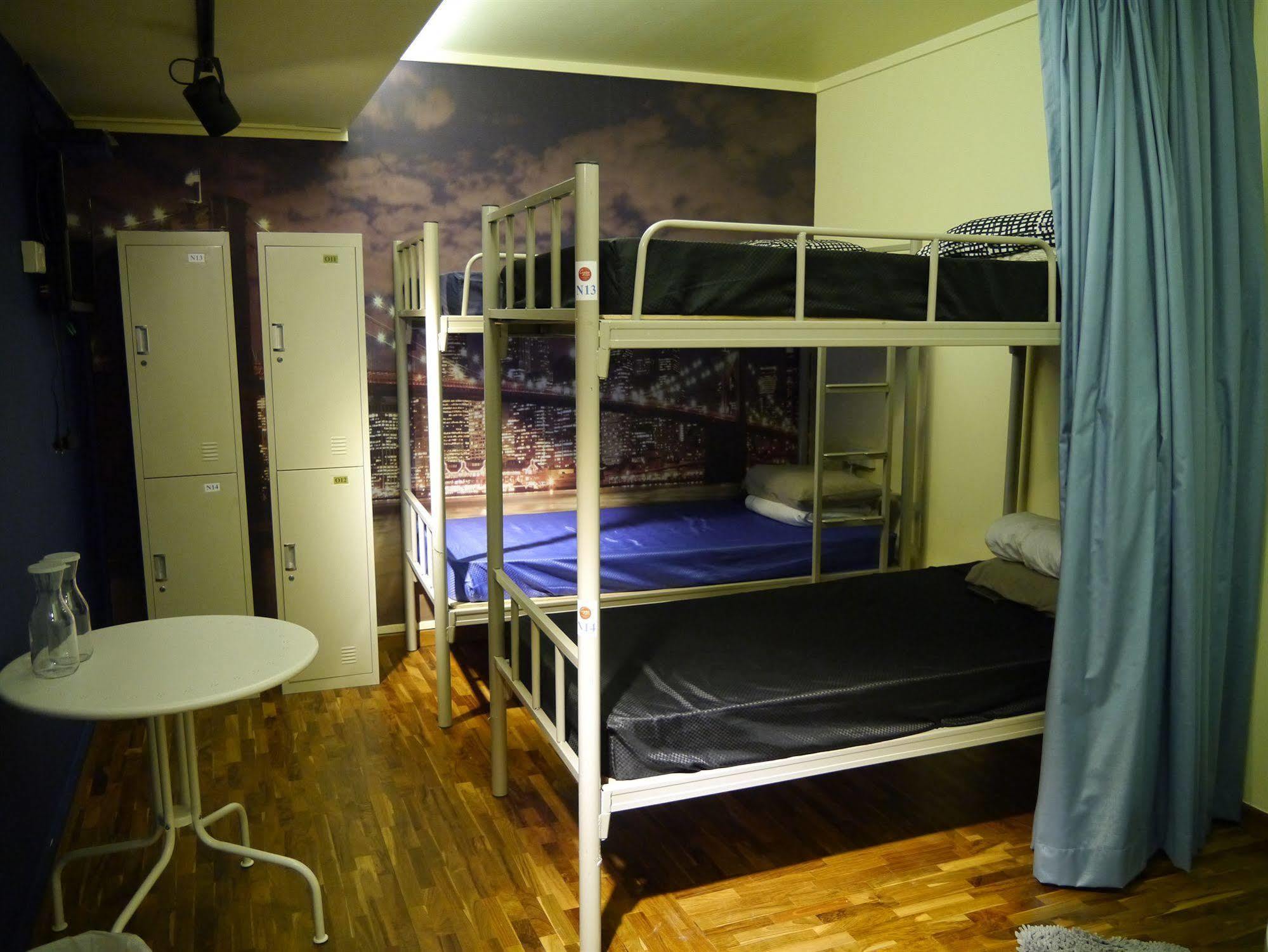 Reddoorz Hostel @ Kallang Mrt Singapur Dış mekan fotoğraf