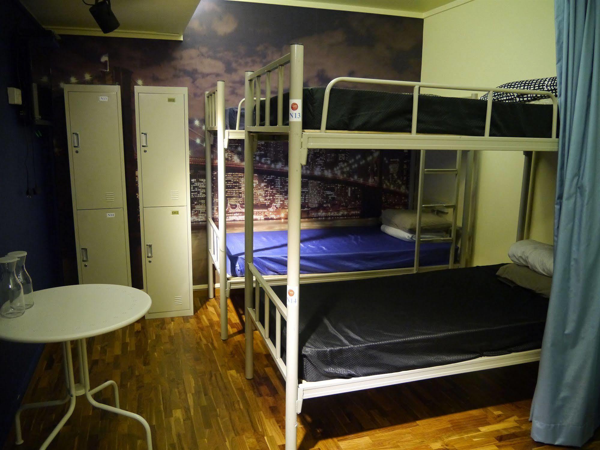 Reddoorz Hostel @ Kallang Mrt Singapur Dış mekan fotoğraf